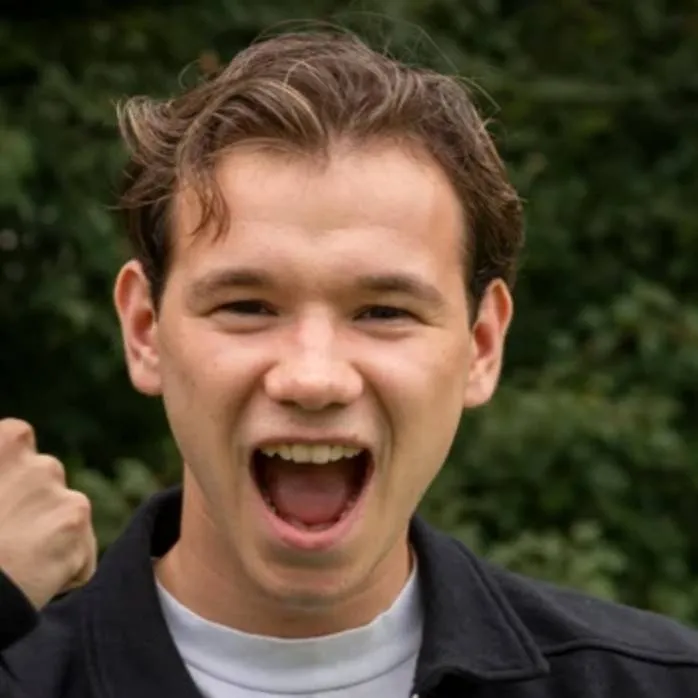 chat with ai character: Martinus gunnarse