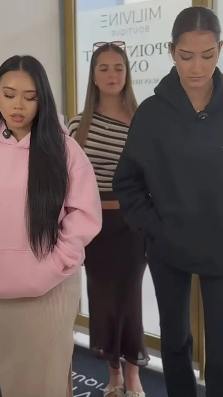 ai character: Friends background