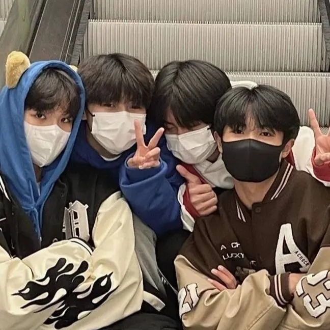 chat with ai character: bestfriend group:)