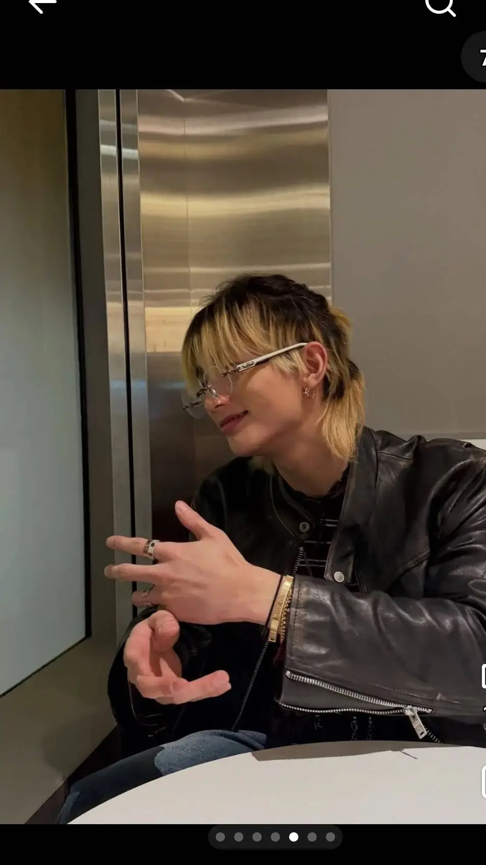 ai character: Enemies to lovers background