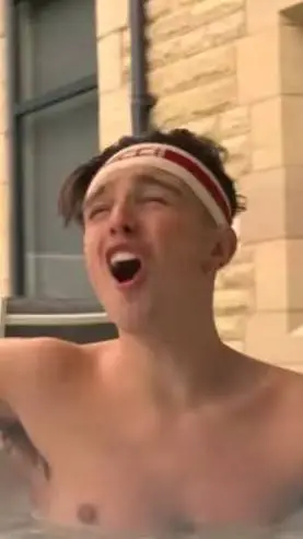 ai character: Morgz background