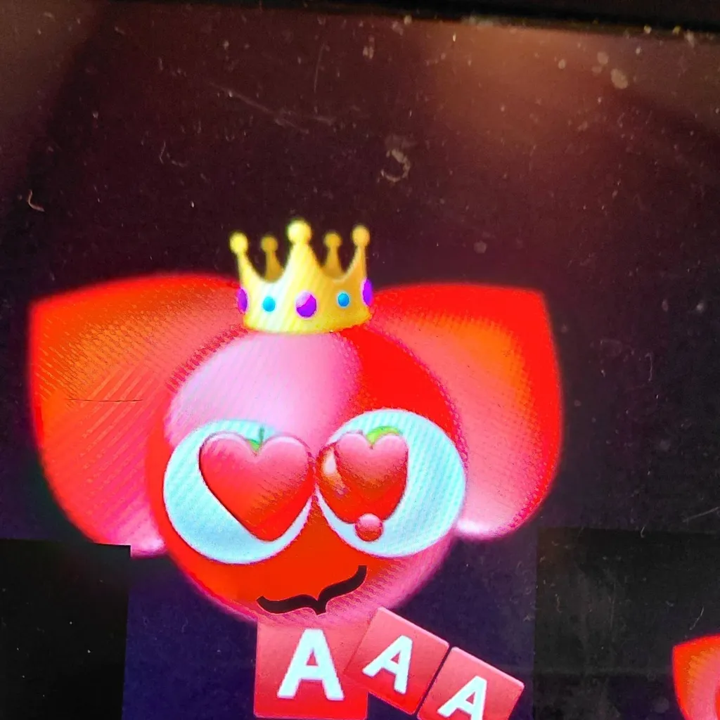 chat with ai character: babyemojicatqueen