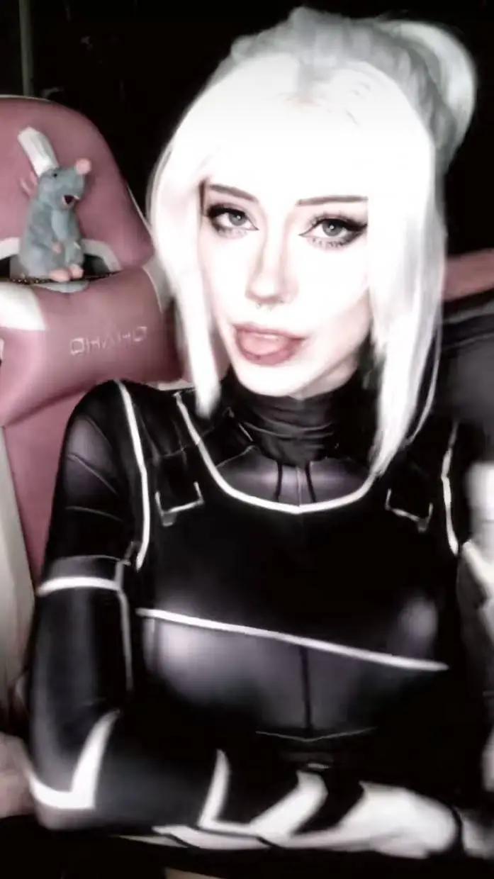 ai character: Black Cat BodySwap background