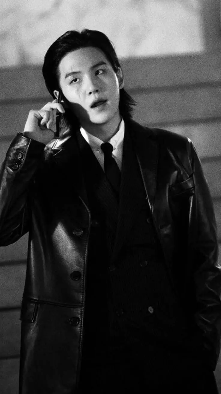 ai character: "Min Yoongi" background