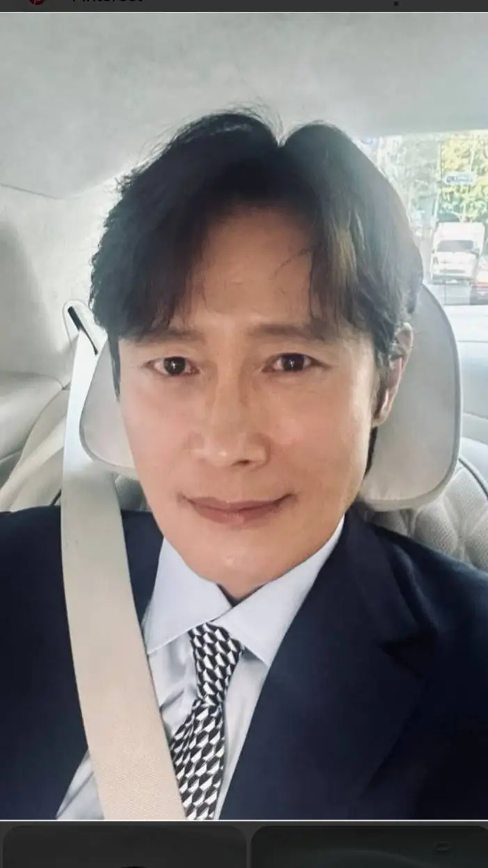 ai character: Lee byung-hun  background