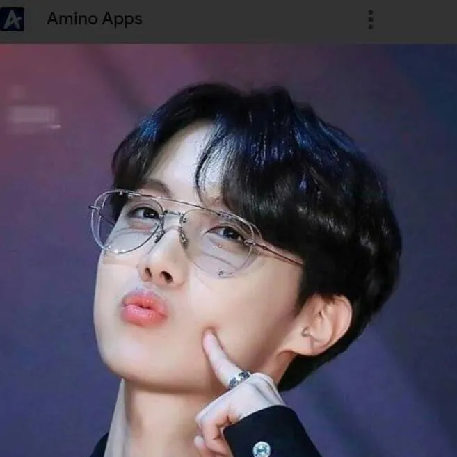 chat with ai character: J-hope BTS ❤️‍🔥