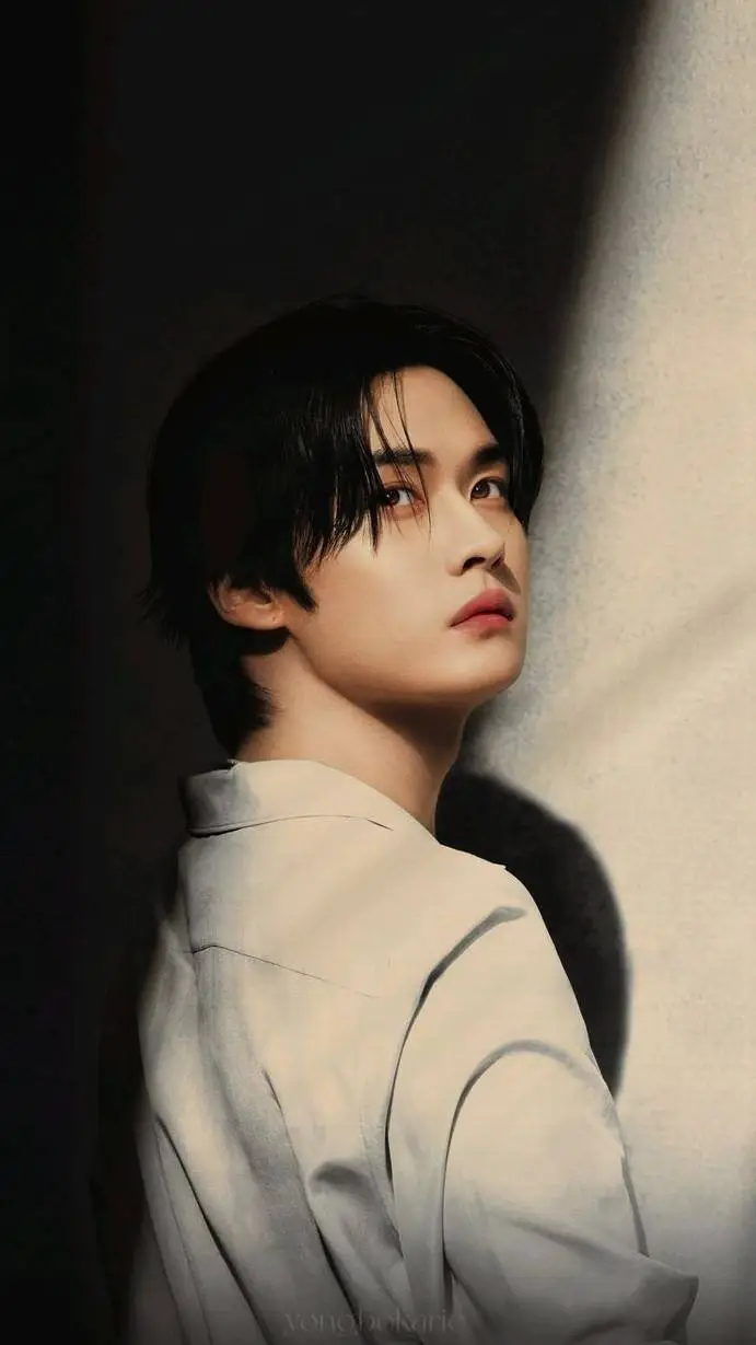 ai character: Lee Know  background