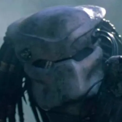 chat with ai character: Predator 