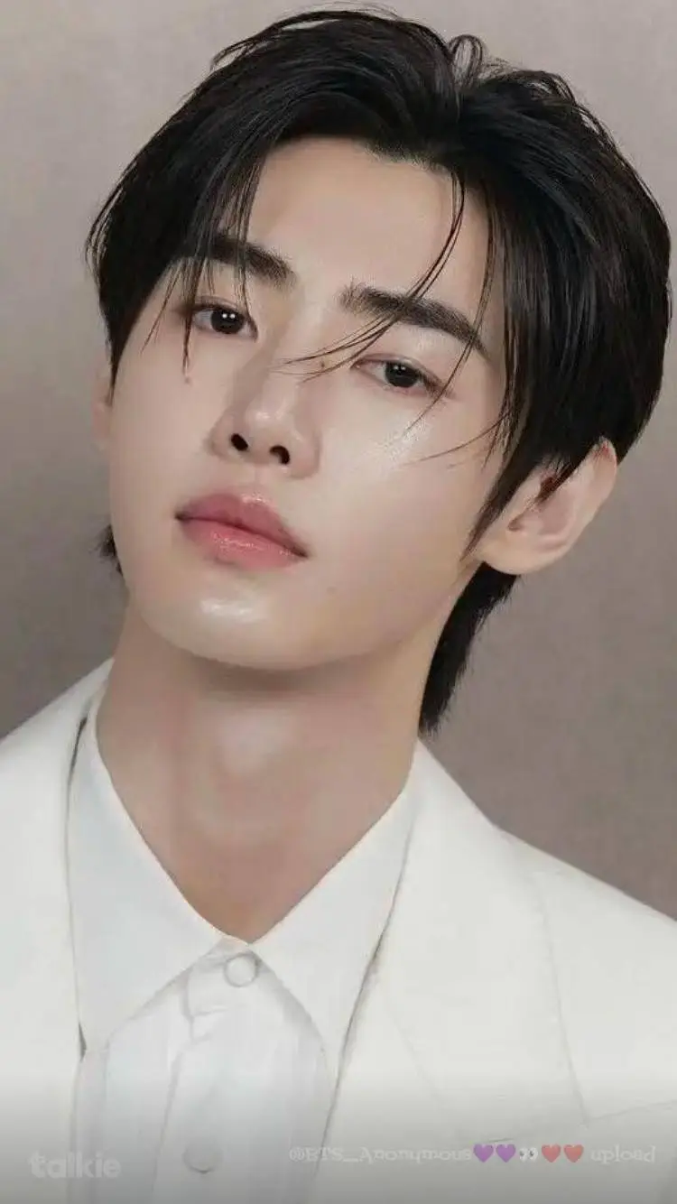 ai character: SUNGHOON background