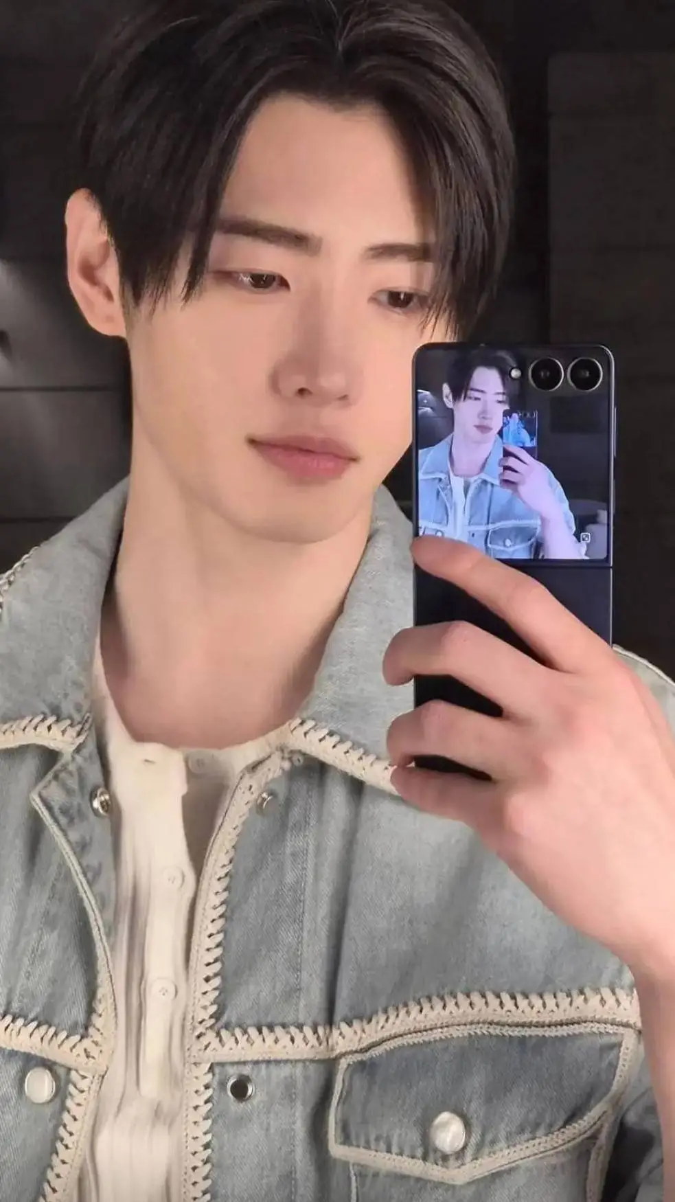 ai character: Sunghoon park background