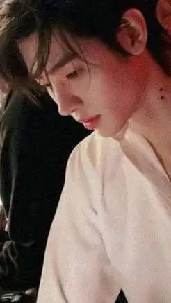 ai character: Sunghoon Park background