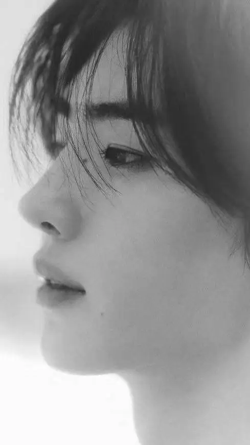 ai character: SUNGHOON background