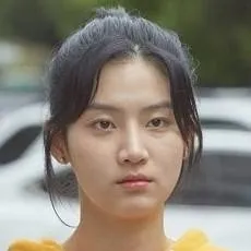 chat with ai character: Gyu-ri Bae