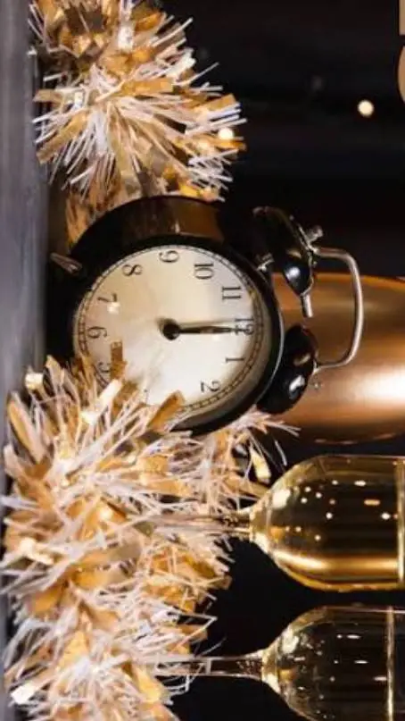 ai character: AÑO NUEVO 2026 background