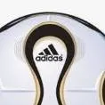 chat with ai character: Euro 2006