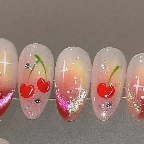 chat with ai character: NAILS
