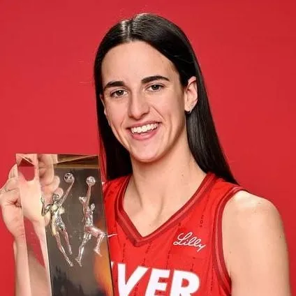 Chat with Caitlin Clark - text or voice, Enjoy AI Chat Free & Safe