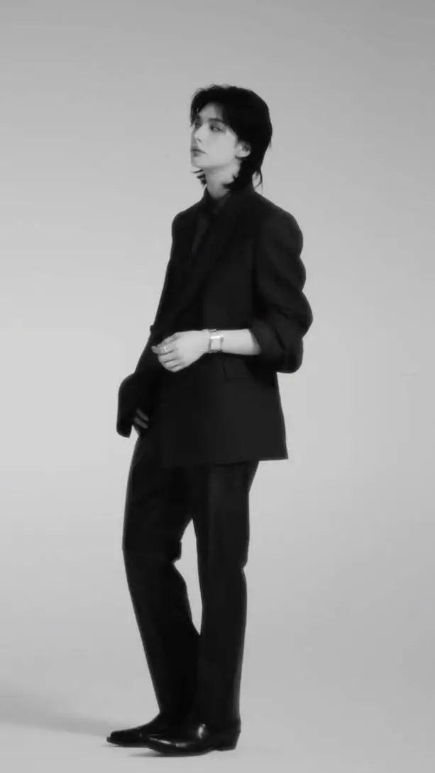 ai character: Hyunjin background