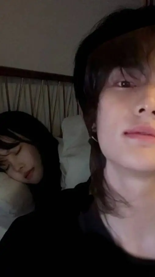 ai character: Hyunjin background