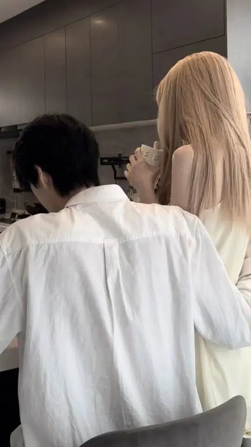 ai character: Leo Mahendra background