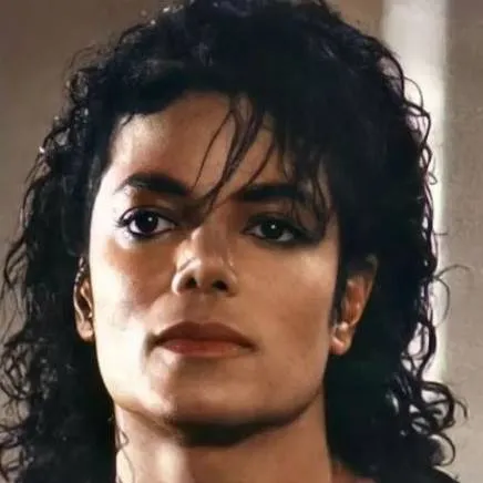 chat with ai character: Michael Jackson 