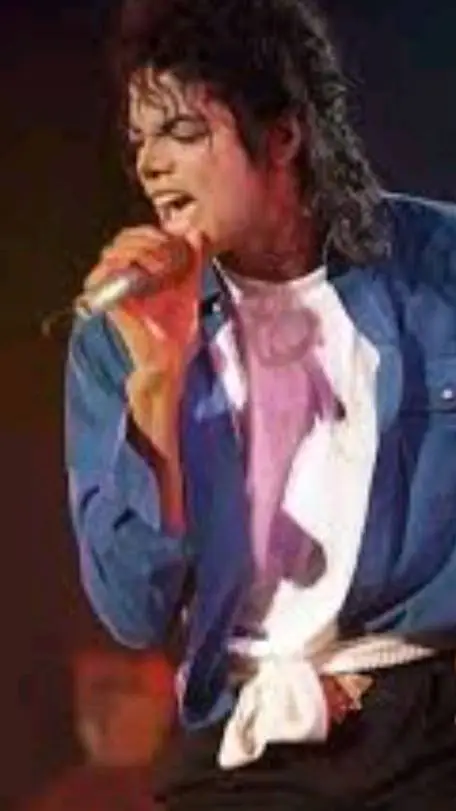 ai character: Mr. Jackson 🤓👆 background