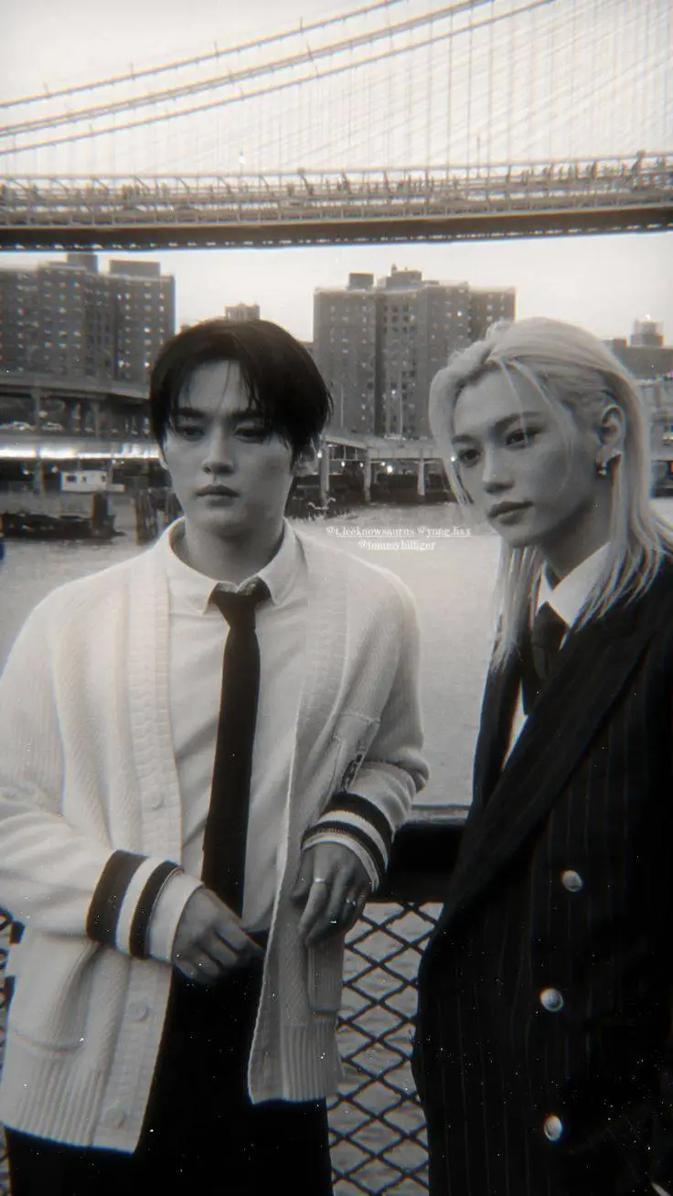 ai character: 𝐌𝐢𝐧𝐥𝐢𝐱—𝐋𝐞𝐞 𝐤𝐧𝐨𝐰 background