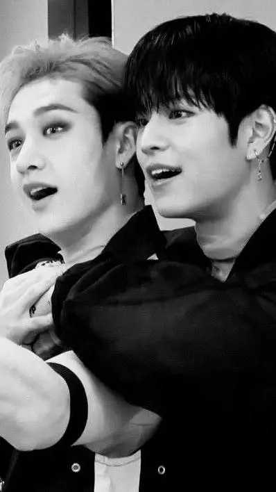 ai character: ♂𝑪𝒉𝒂𝒏𝒎𝒊𝒏♂ background