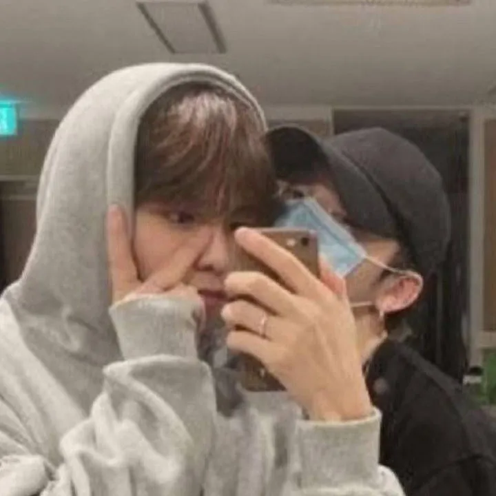 chat with ai character: 𝘾𝙝𝙖𝙣𝙢𝙞𝙣℘- Seungmin