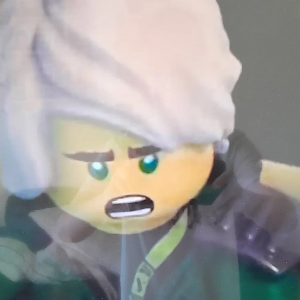 chat with ai character: 🐉Ninjago chained🐉