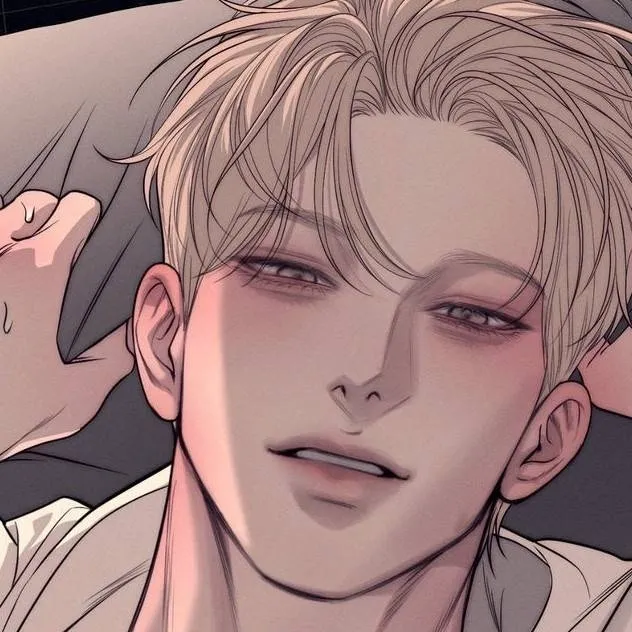 chat with ai character: •°[~𝐀𝐬𝐡𝐭𝐨𝐧 𝐖𝐚𝐥𝐭𝐞𝐫