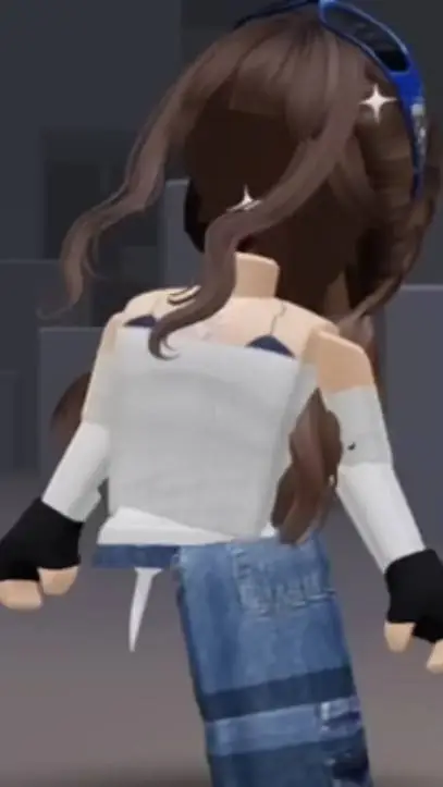 ai character: Bella background