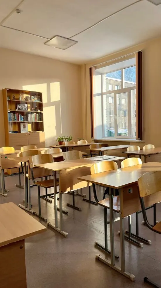 ai character: School background