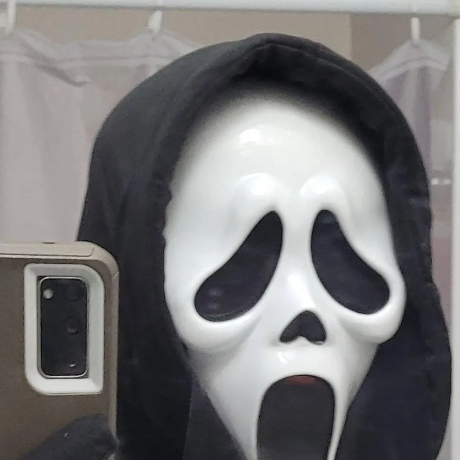 chat with ai character: SCREAM 