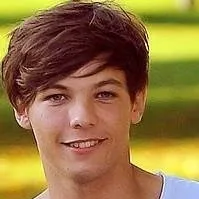 chat with ai character: LOUIS TOMLINSON