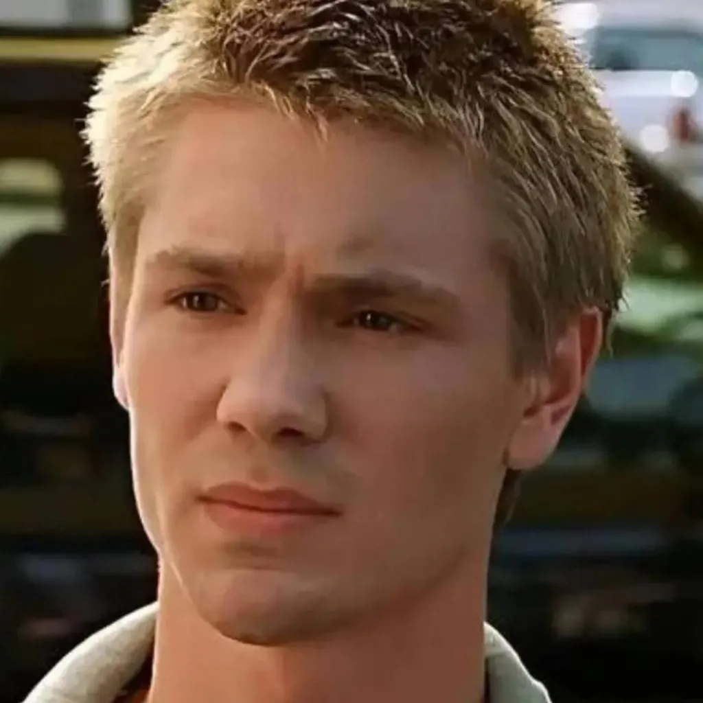 chat with ai character: AUSTIN AMES 