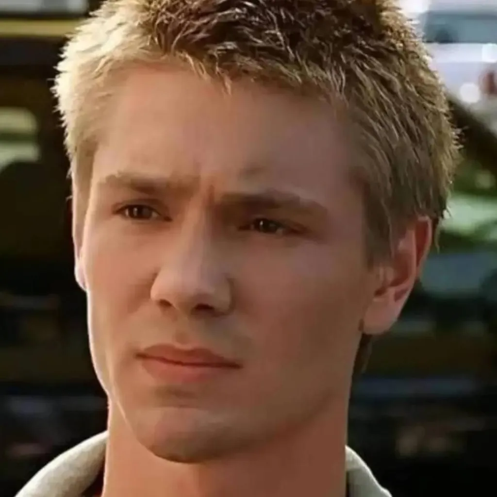 chat with ai character: AUSTIN AMES 