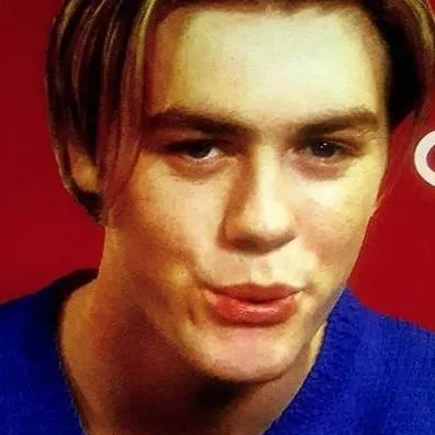 chat with ai character: BRYAN MCFADDEN 