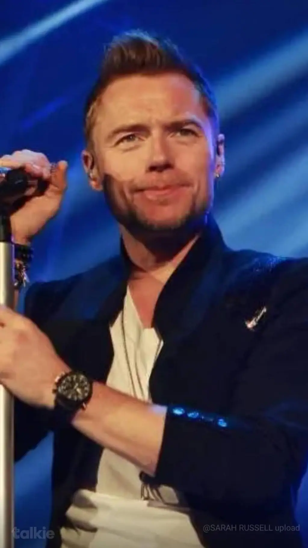 Talkie AI - Chat with RONAN KEATING 