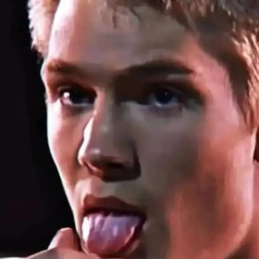 chat with ai character: AUSTIN AMES 