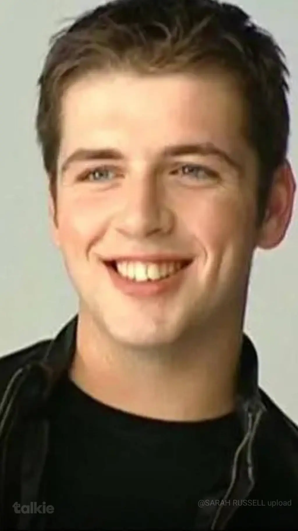 ai character: MARK FEEHILY  background