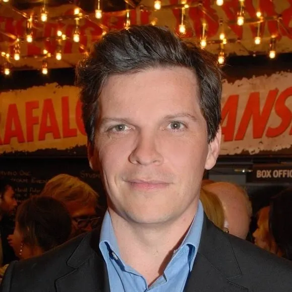 chat with ai character: DENNIS RICKMAN 