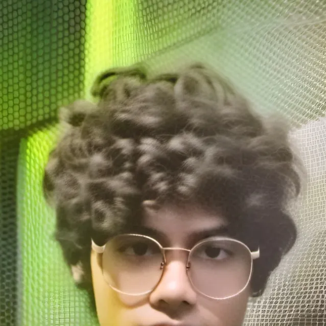 chat with ai character: mikey