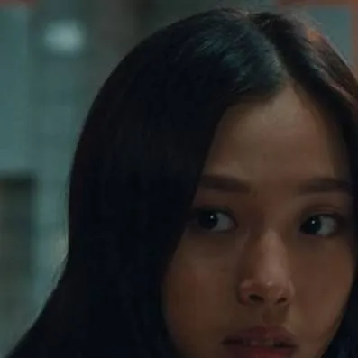 chat with ai character: Lee Eun Yu