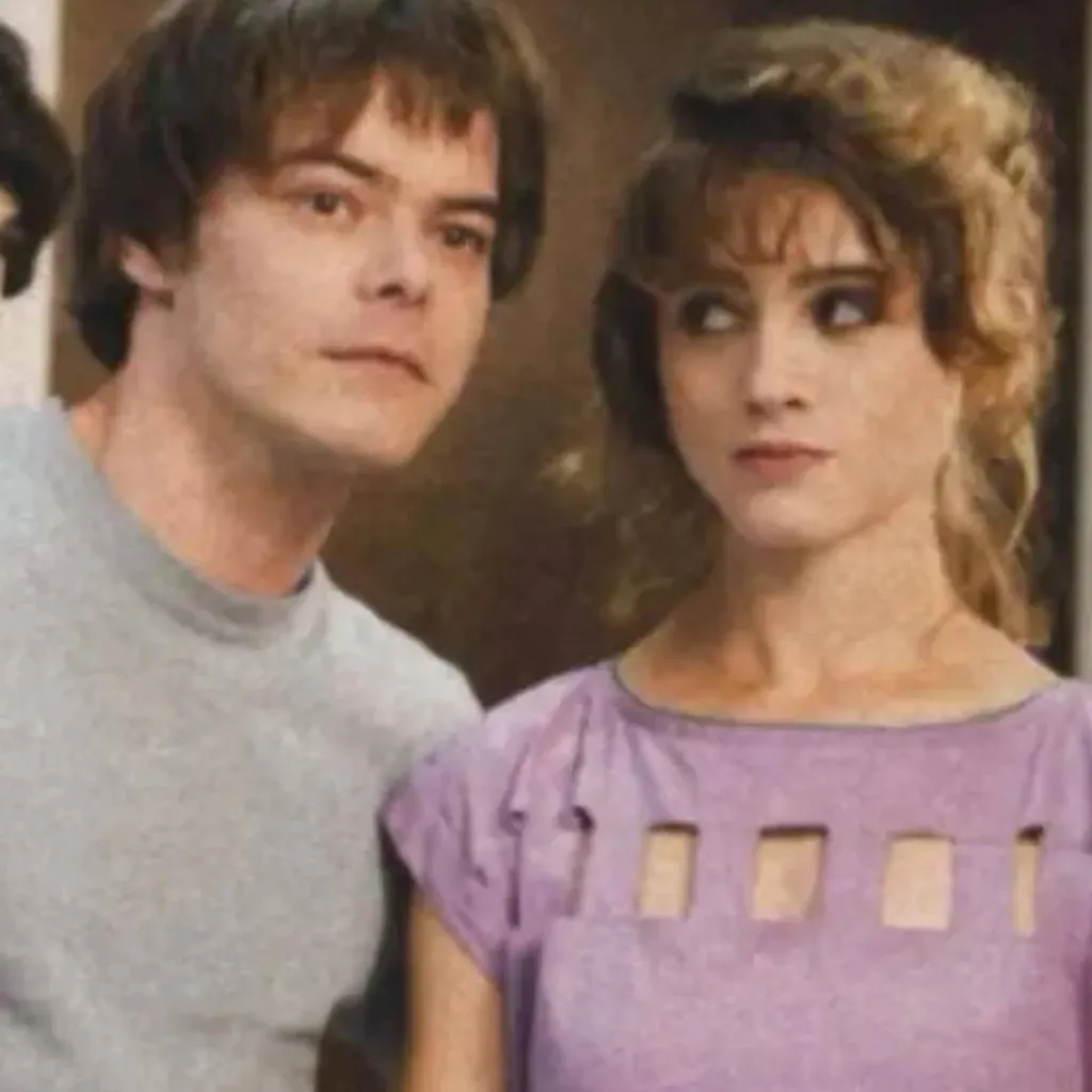 chat with ai character: JONATHAN SARAH I