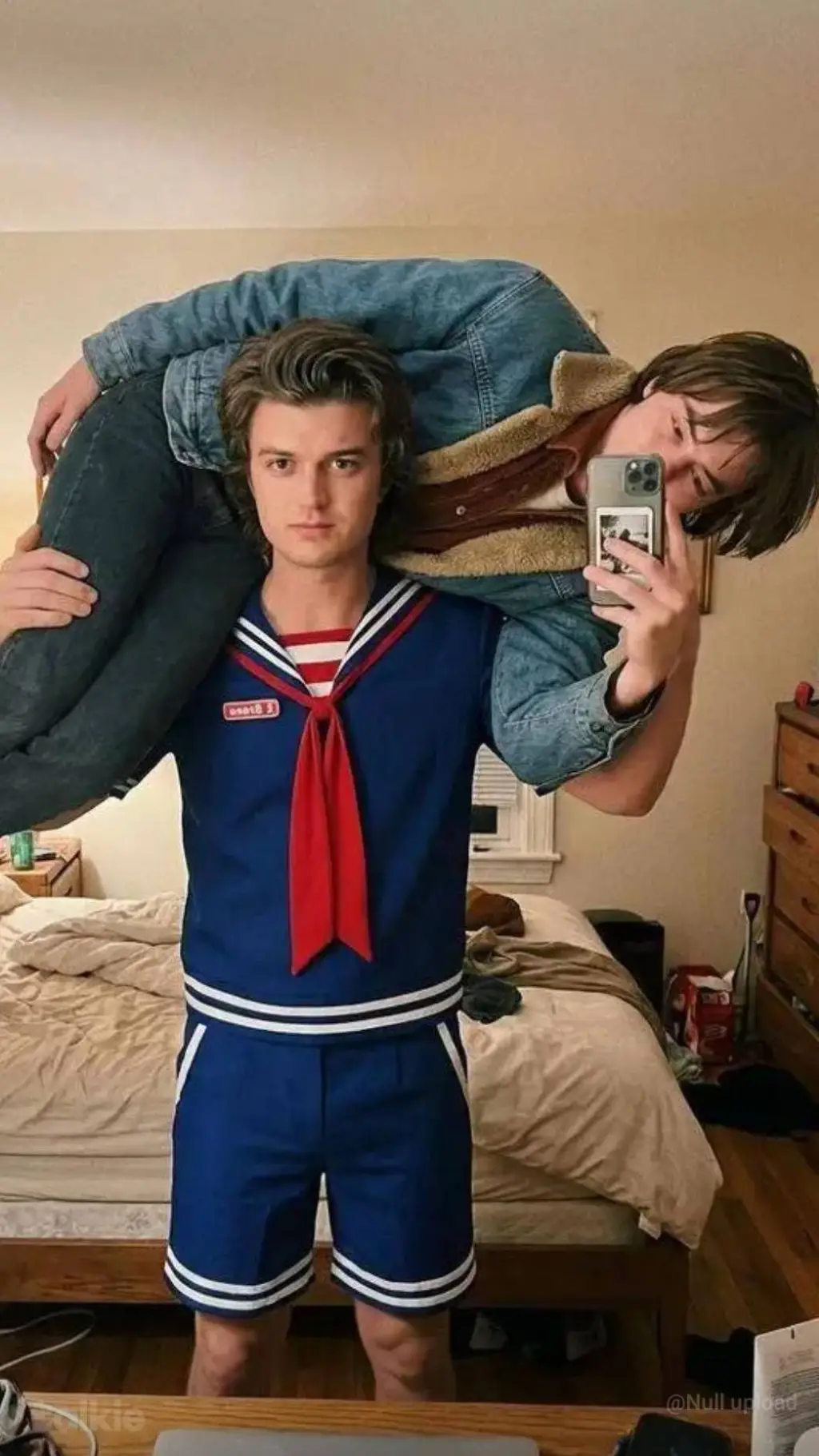 Talkie AI - Chat with STEVE AND SARAH 