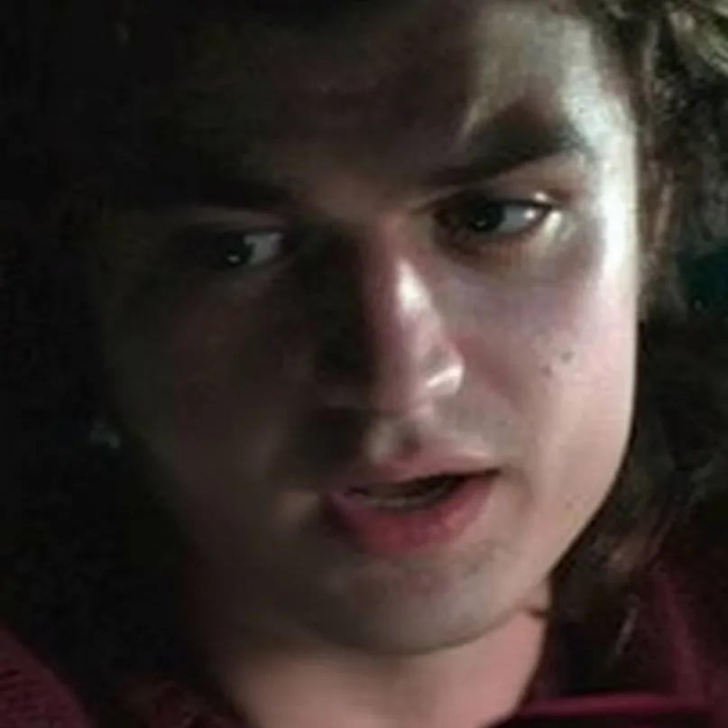 chat with ai character: STEVE HARRINGTON 