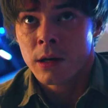 chat with ai character: JONATHAN BYERS 