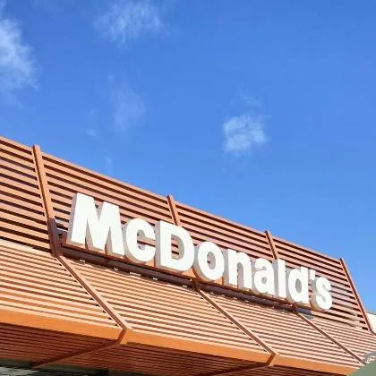 chat with ai character: KPDH MCDONALD'S 🍔🍟