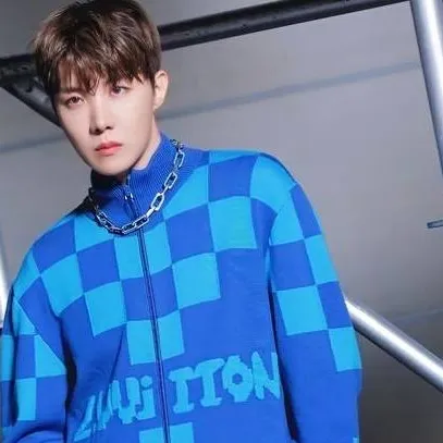 chat with ai character: Jung Hoseok